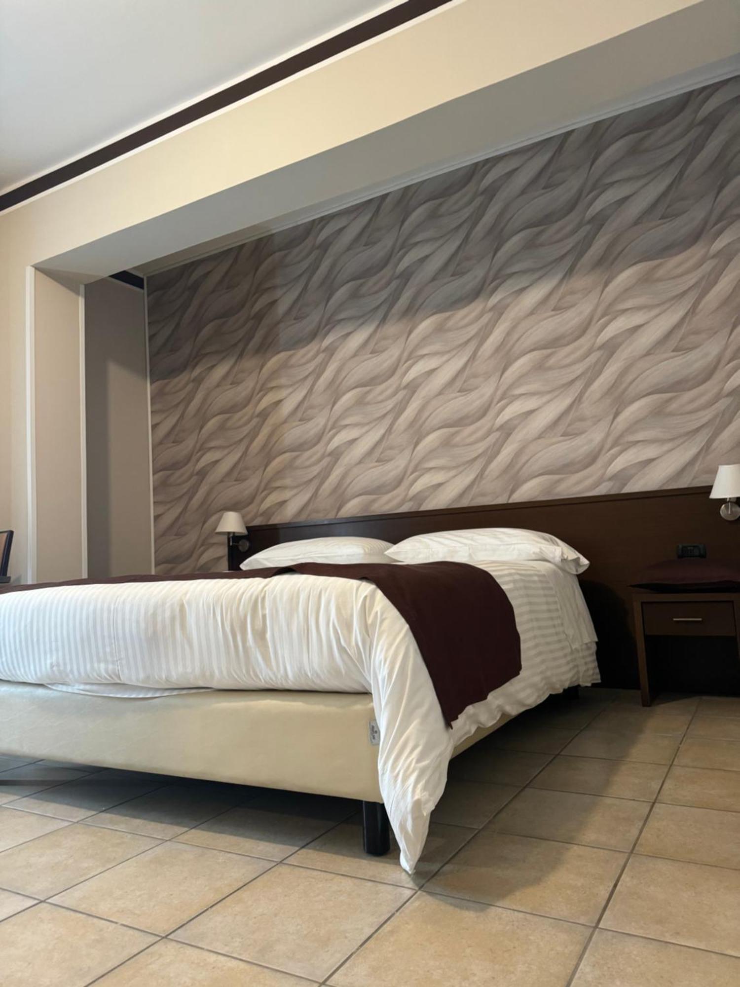 Hotel Vittoria Rosarno Esterno foto